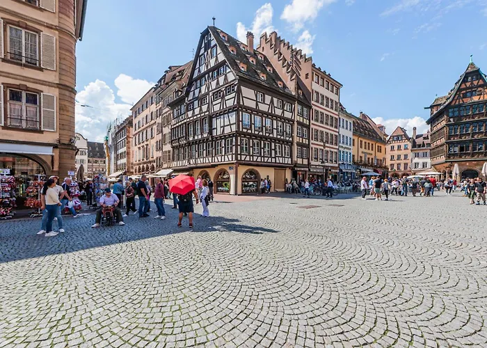 La Place De La Cathedrale - Superbe Appt Face A La Cathedrale Apartament *